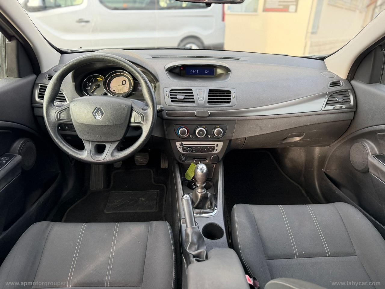 RENAULT Mégane 1.5 dCi 110 CV SporTour DYNAMIQUE