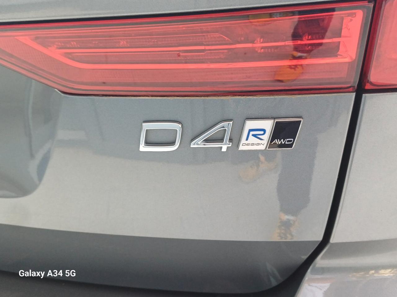 Volvo XC 60 XC60 D4 AWD Geartronic R-design