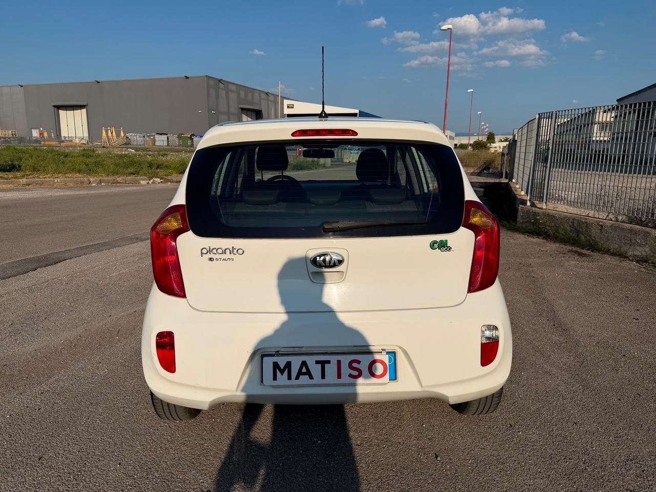 KIA PICANTO GPL + LANCIA DELTA ( leggere )