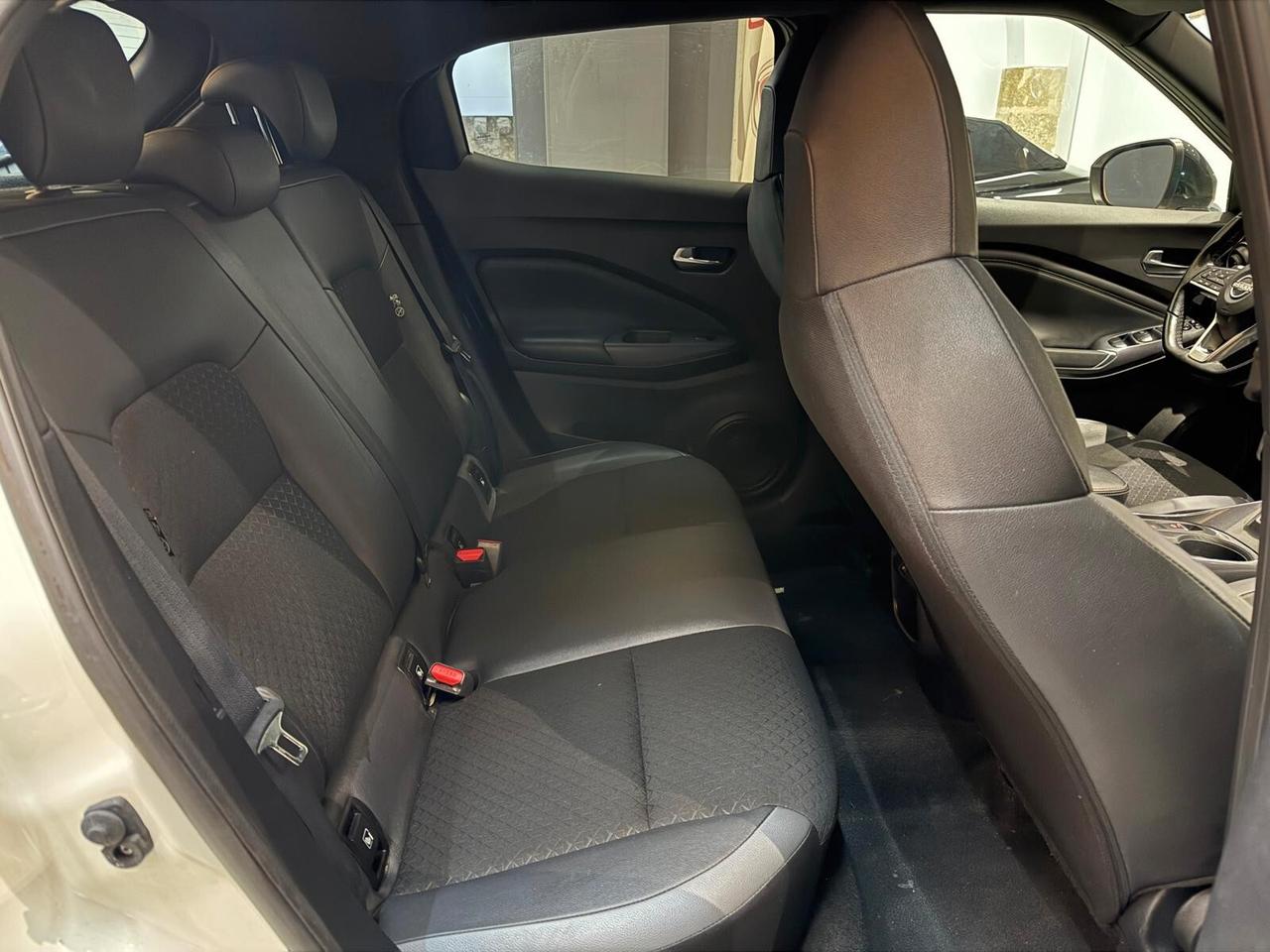 Nissan Juke 1.0 DIG-T 114 CV DCT N-Connecta