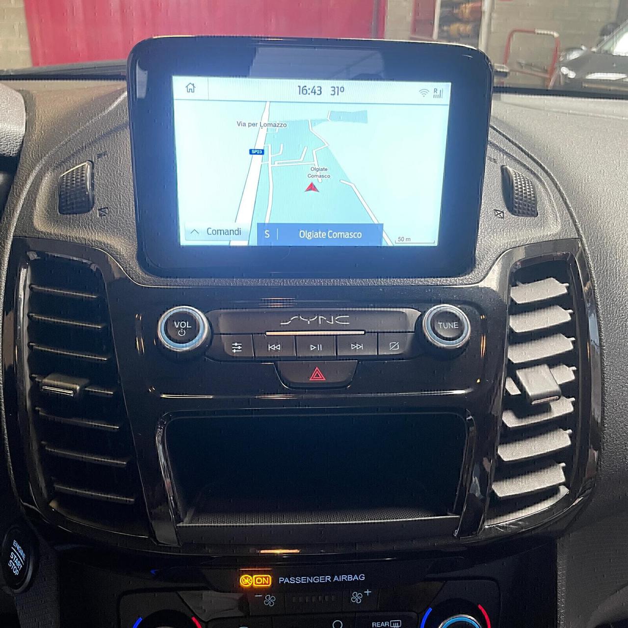 FORD TOURNEO CONNECT 1.5 TDCi 120Cv. TITANIUM