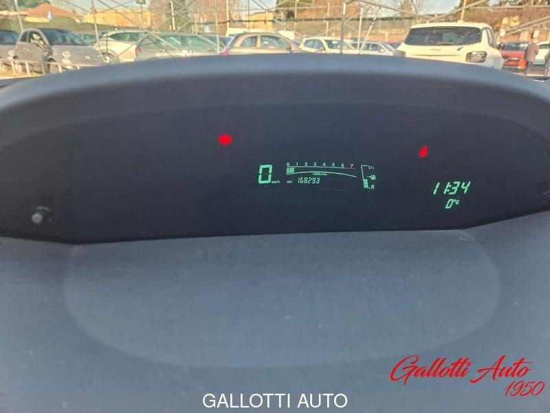 Toyota Yaris 1.3 5 porte