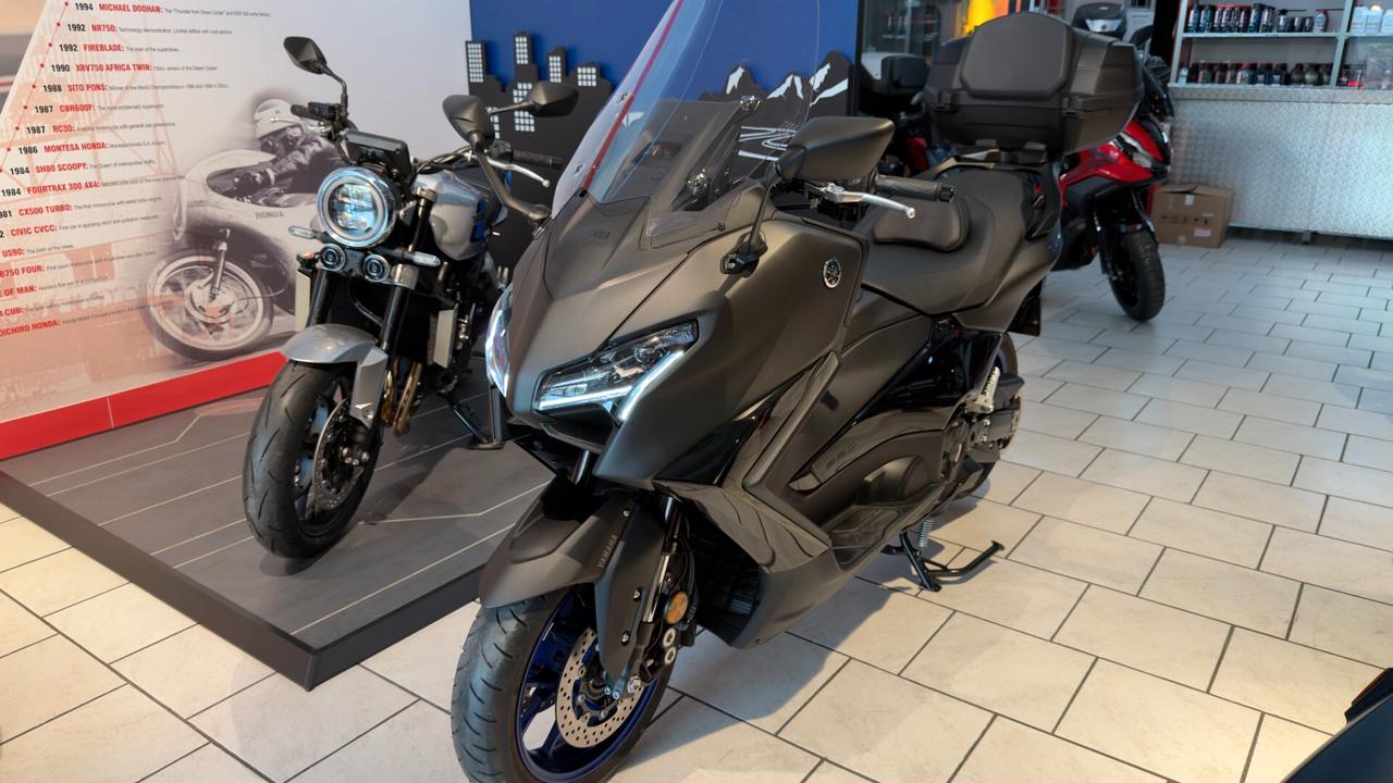 Yamaha TMAX 560 TECH
