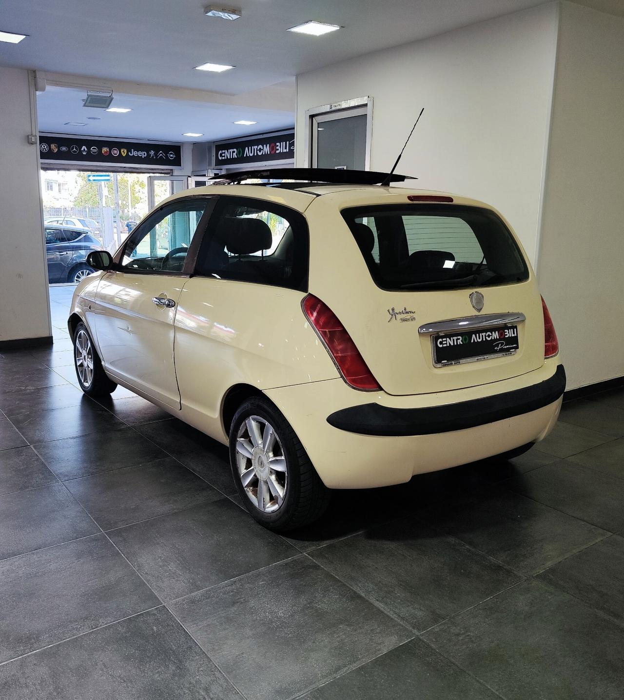 Lancia Ypsilon 1.2 16V Platino Tetto Apribile