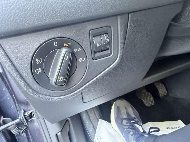 Volkswagen Polo Polo 1.0 tsi Life 95cv "SMOKY GREY MATALLIC"
