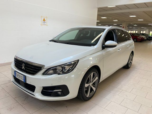 PEUGEOT 308 BlueHDi 130 S&amp;S SW Allure