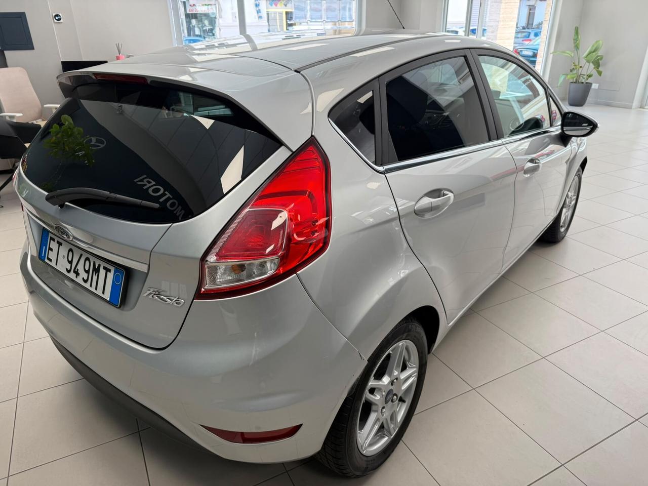 Ford Fiesta 1.0 80CV 5 porte Titanium