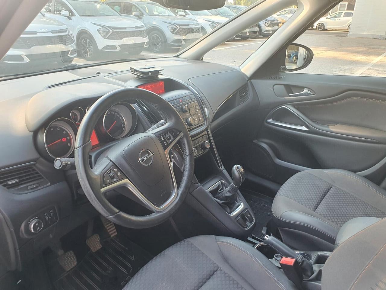 Opel Zafira Tourer 1.4 Turbo 140CV GPL Cosmo