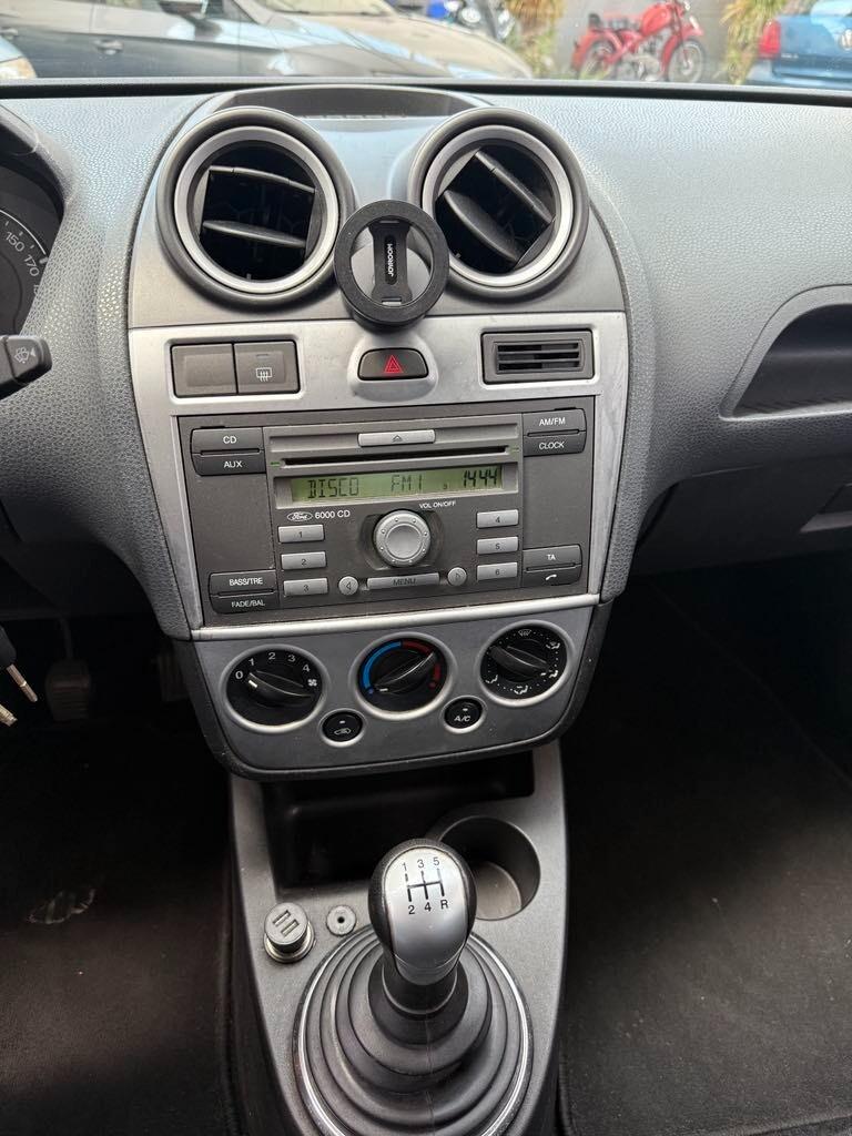 Ford Fiesta 1.2 Benz (Euro 4), Uni Propriet, si neopat, garantita e certific