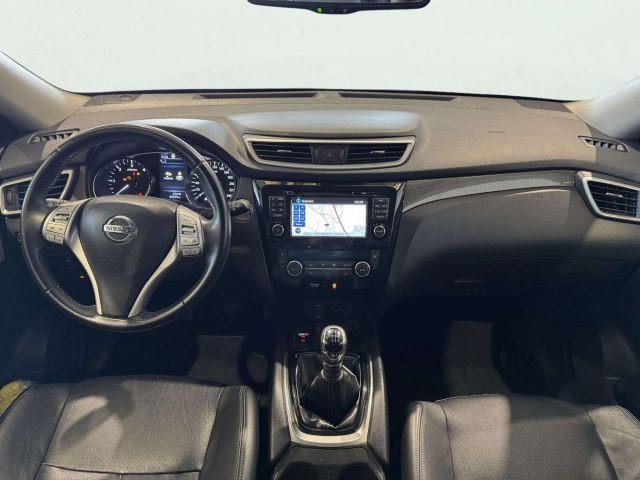 NISSAN X-Trail 1.6 2WD TEKNA