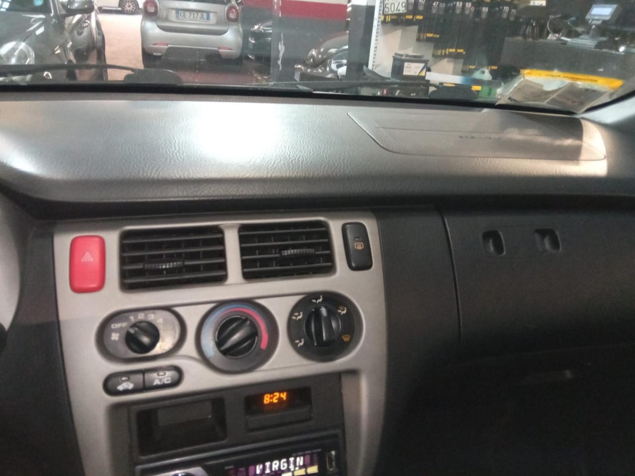 Honda HR-V 1.6i 16V Sport Benzina