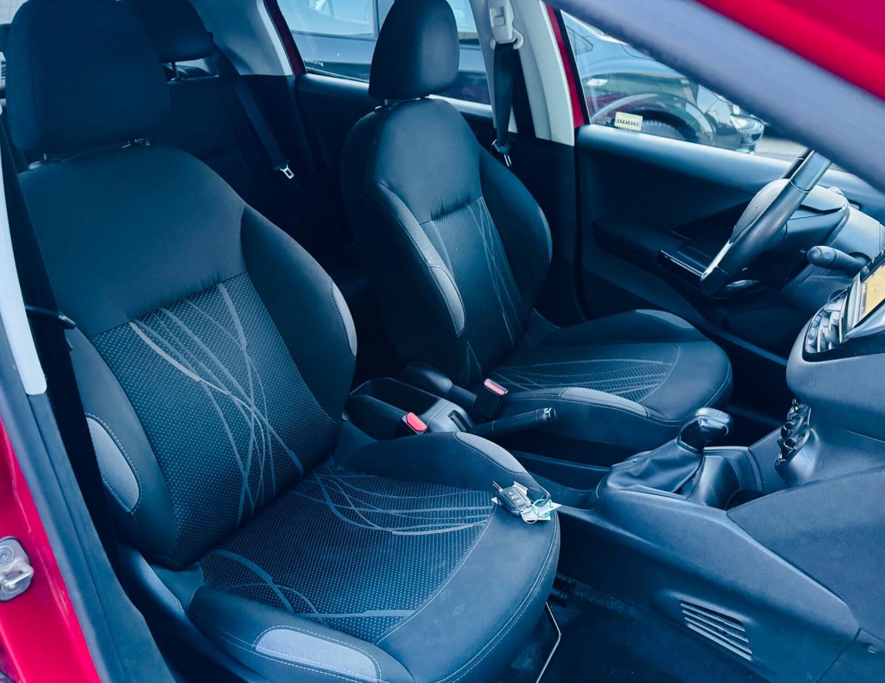 Peugeot 208 Benzina 1.2 5 porte