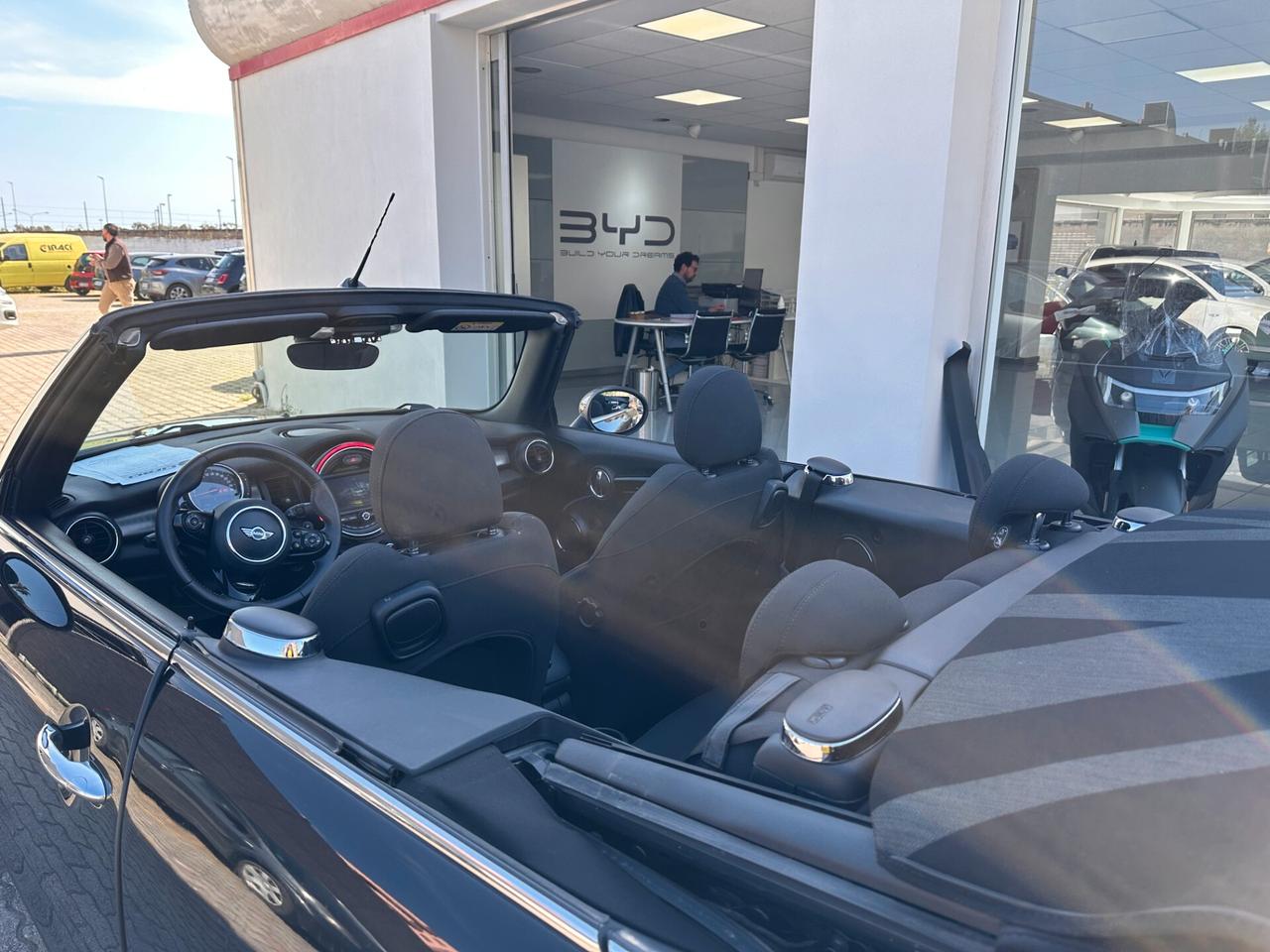 Mini 1.5 Cooper D Boost Cabrio