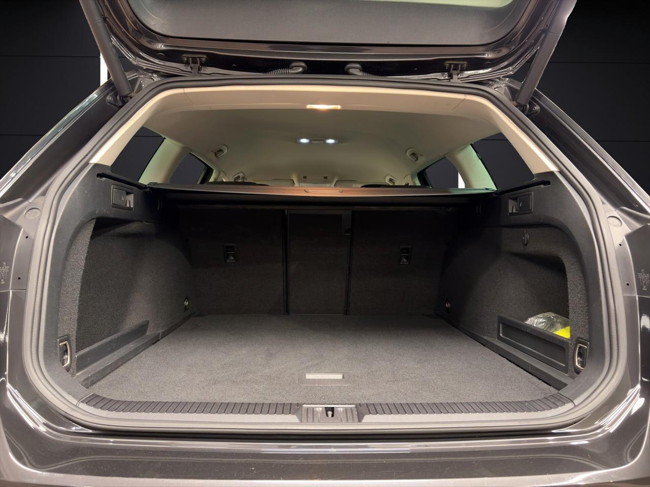 Volkswagen Passat Variant 2.0 TDI DSG Distribuzione Ok