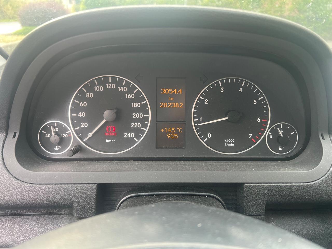 Mercedes-benz A 160 BlueEFFICIENCY Elegance