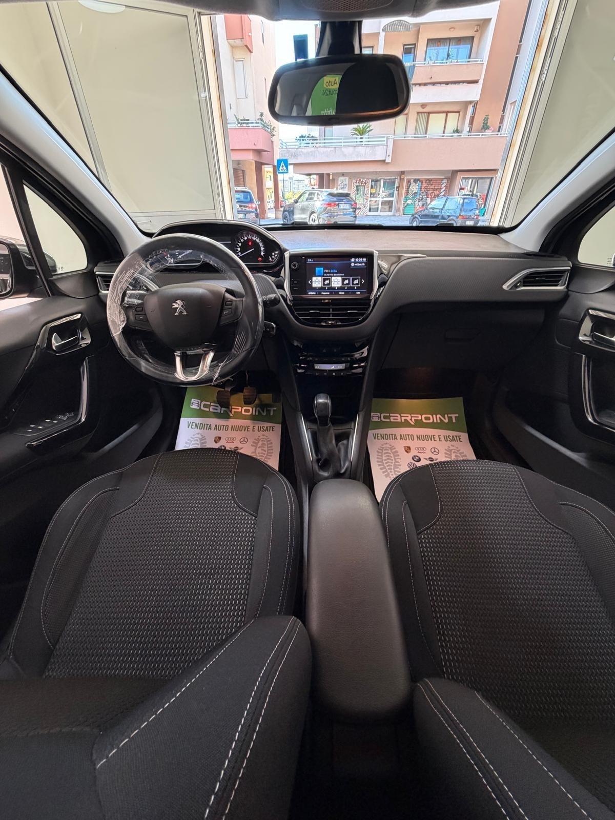 Peugeot 208 PureTech 82 5 porte Access