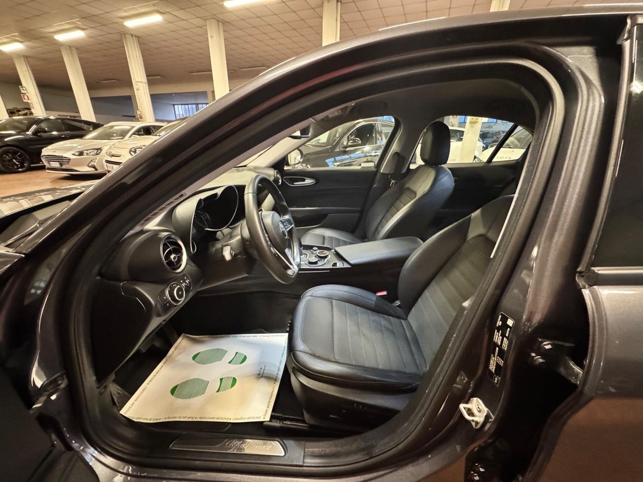 Alfa Romeo Giulia 2.2 Turbodiesel 180 CV AT8 AWD Q4 Super