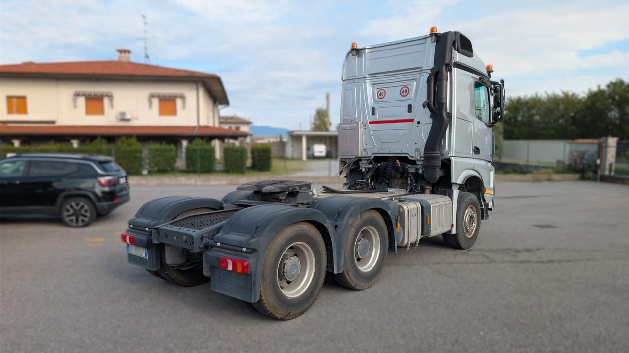 TRATTORE STRADALE MERCEDES AROCS 3363 LS