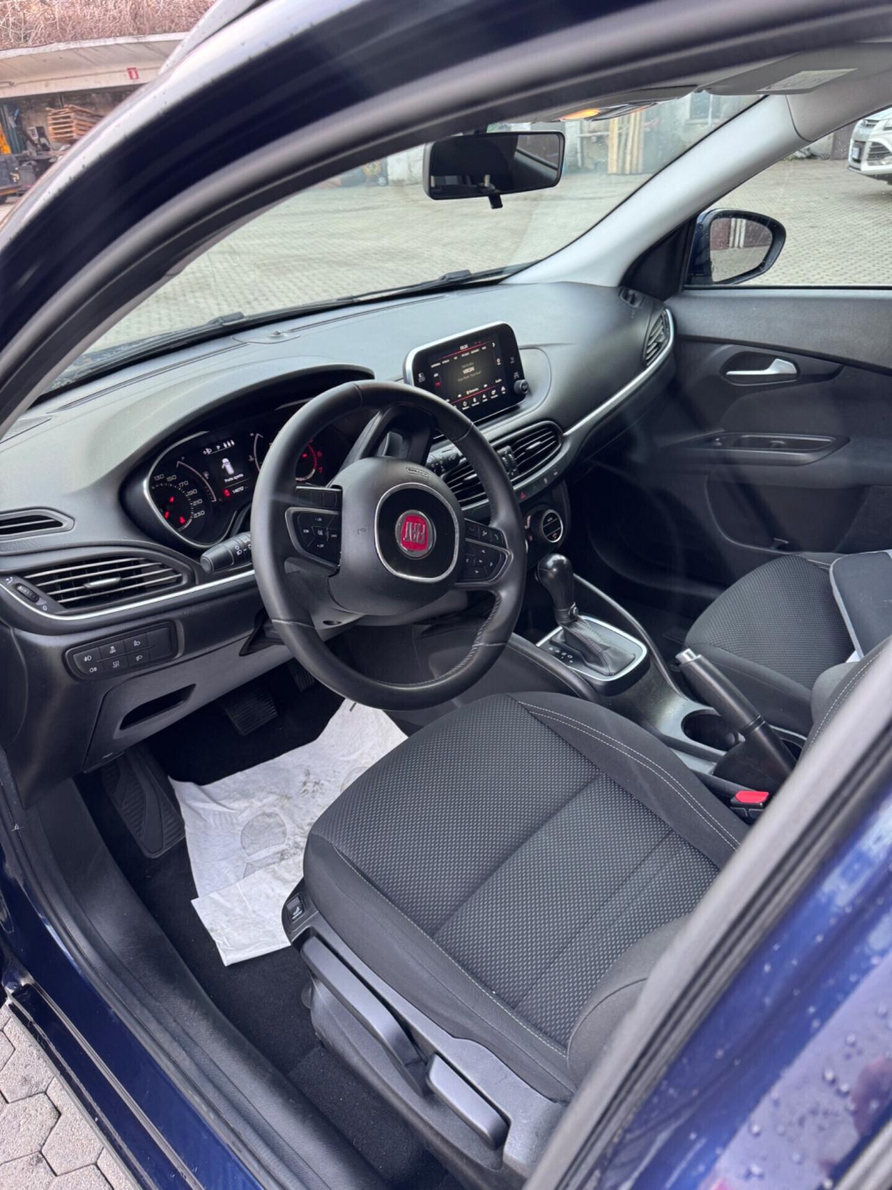 Fiat Tipo 1.6 Mjt S&S DCT SW Easy Business