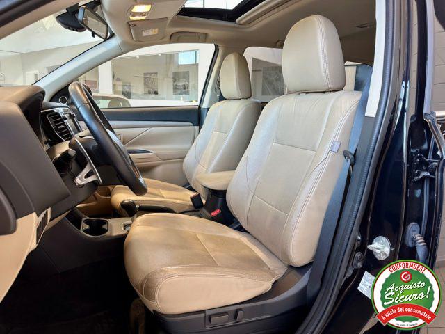 MITSUBISHI Outlander 2.2 DI-D 4WD Instyle *7 POSTI*TETTO*ACC*