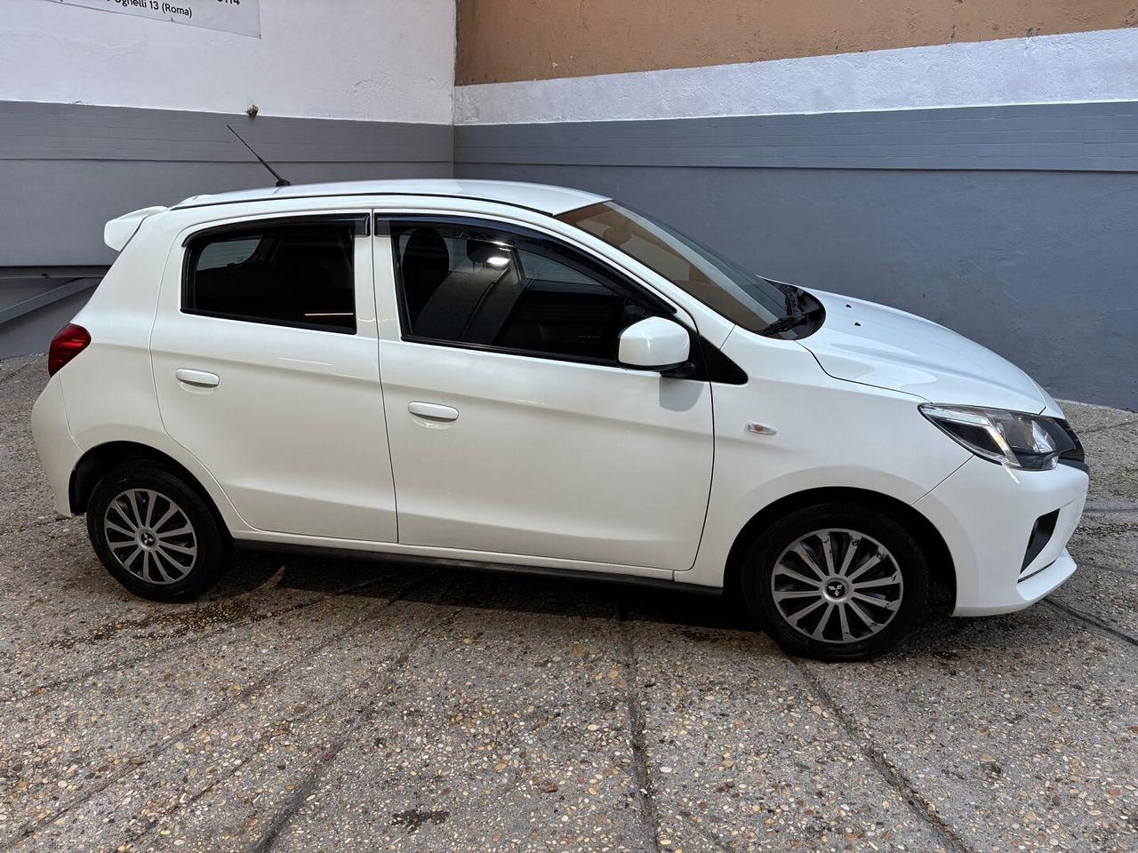 MITSUBISHI SPACE STAR