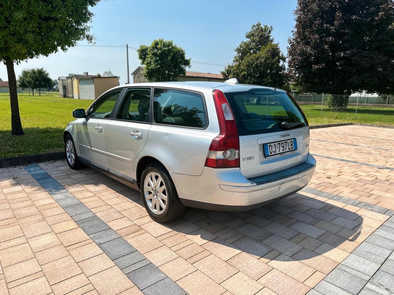 Volvo V50 2.0 D cat Summum 136cv