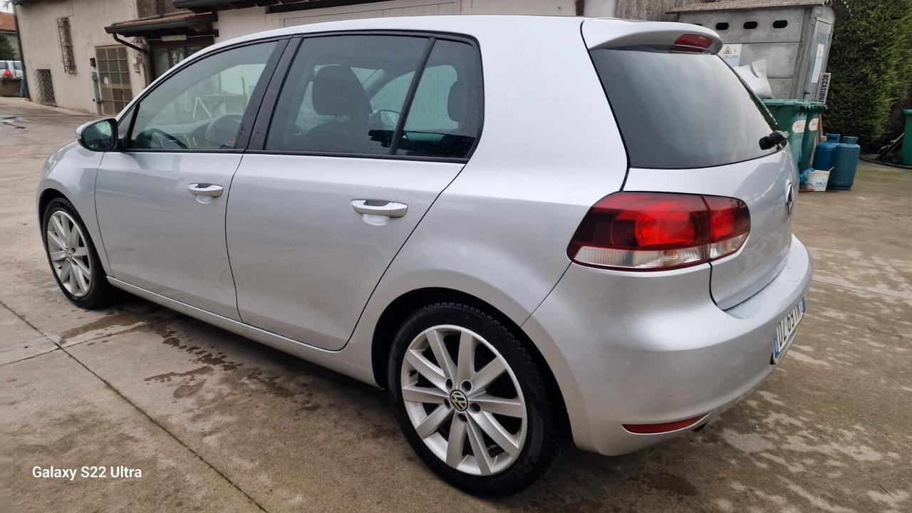 Volkswagen Golf 1.6 TDI DPF 5p. Highline neop