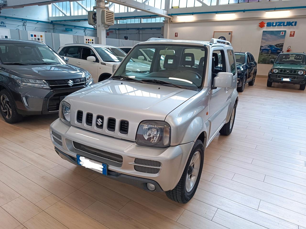 Suzuki Jimny 1.3i 16V cat 4WD JLX Più