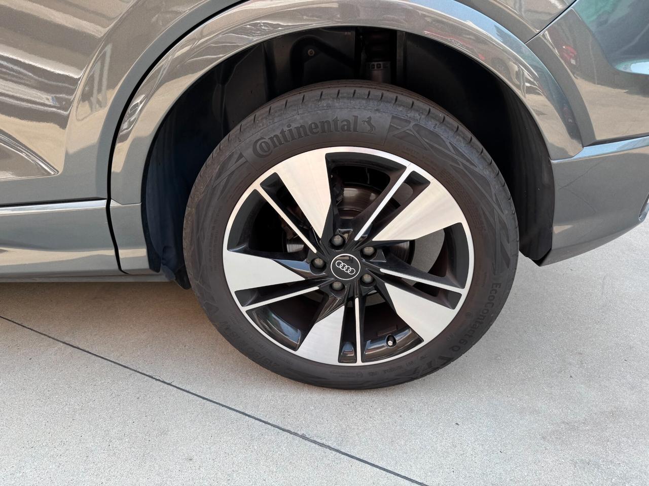 Audi Q2 35 TFSI S tronic line Edition