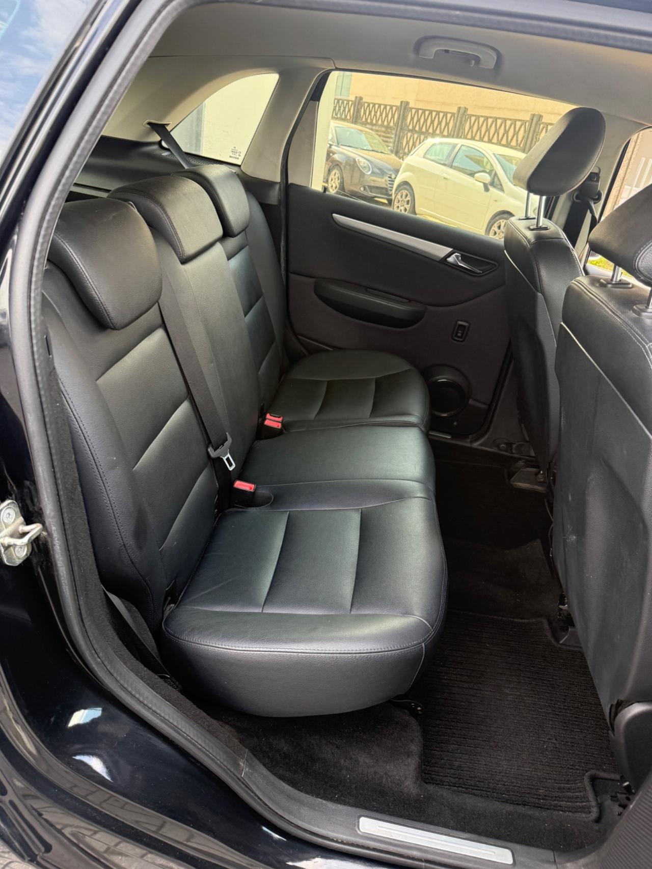 Mercedes-benz B 200 CDI Premium