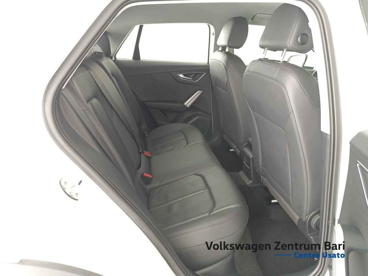 Audi Q2 30 2.0 tdi business s-tronic