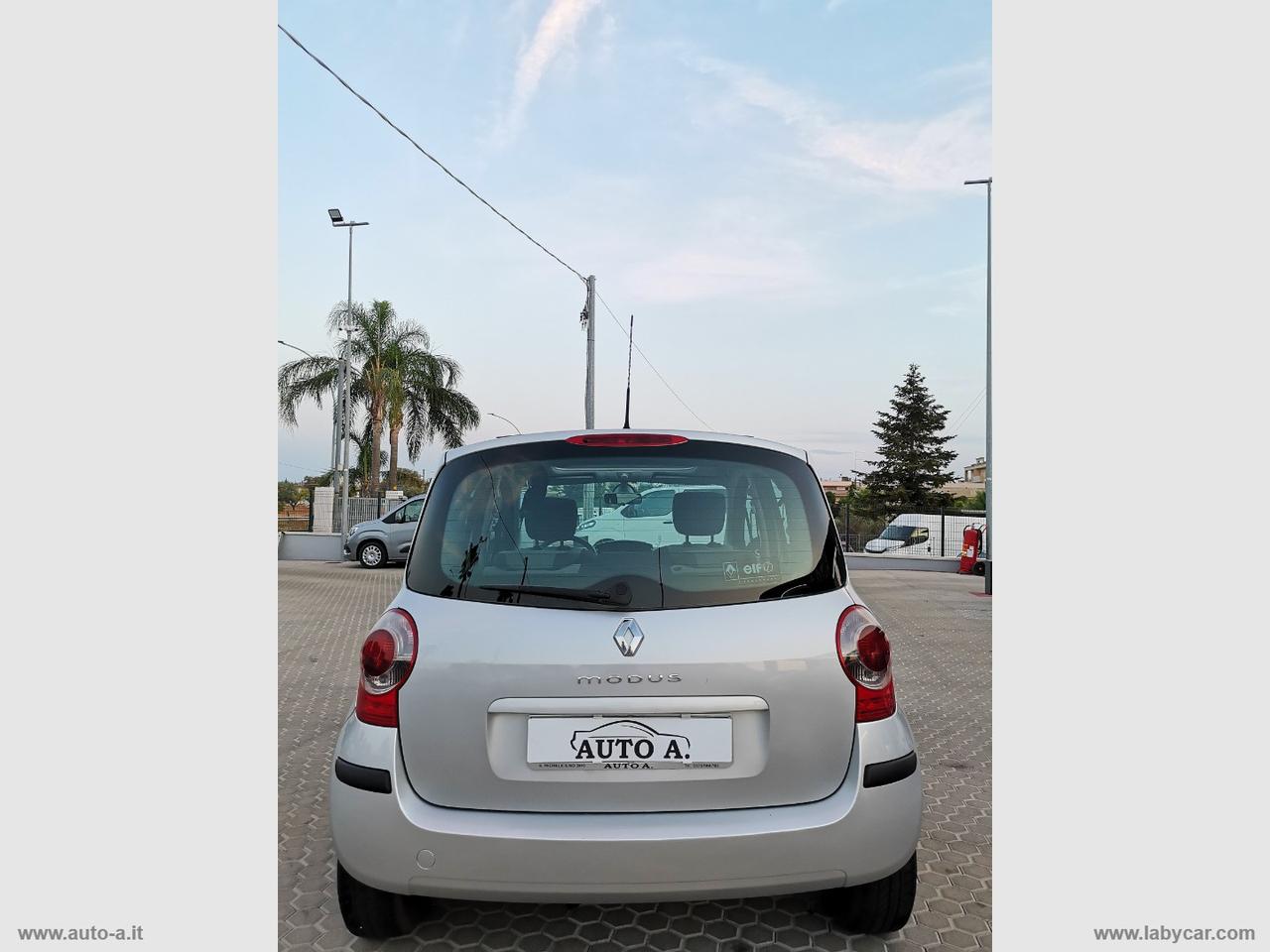 RENAULT Modus 1.2 Luxe Dynamique