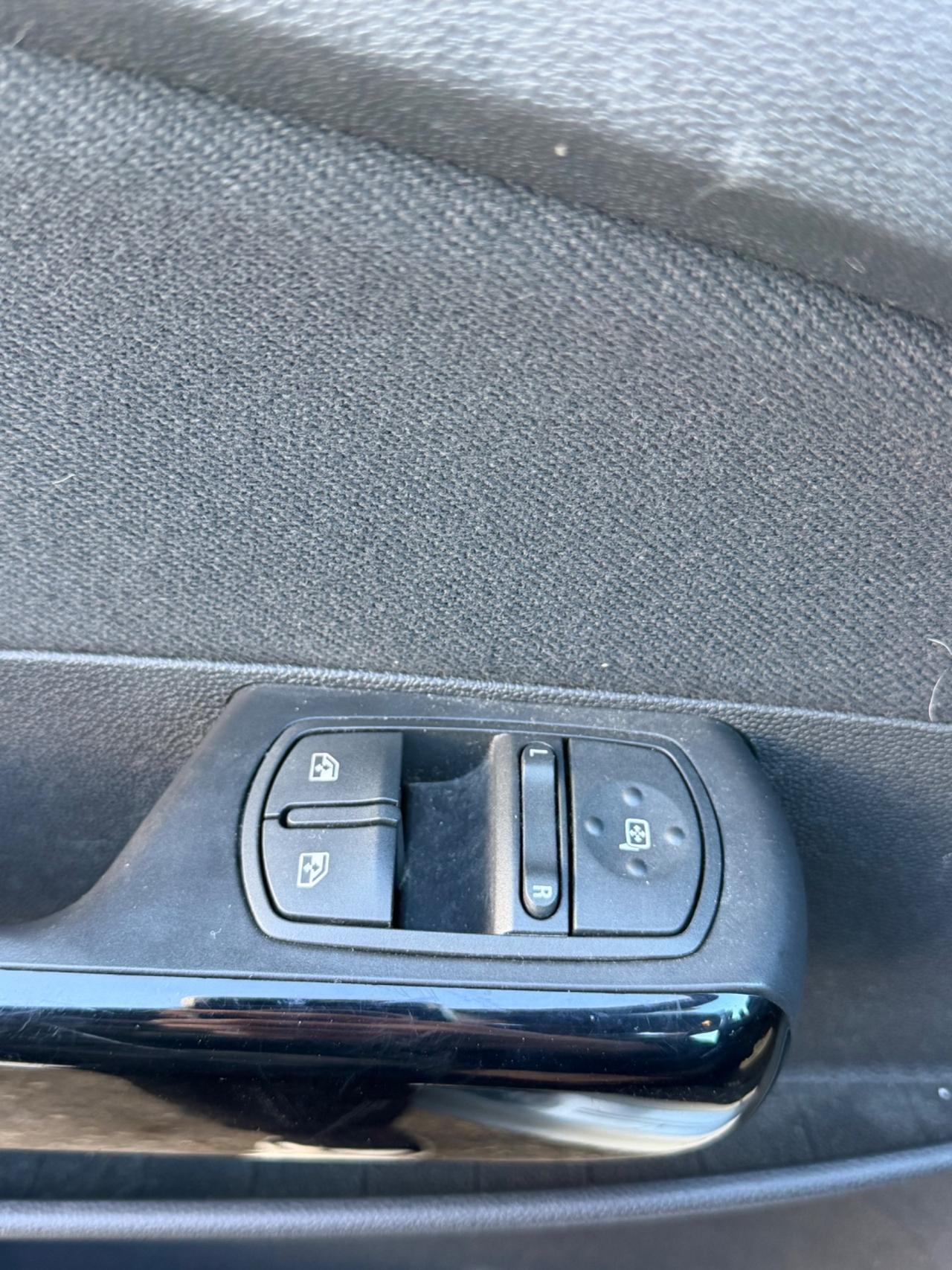 Opel Corsa 1.2 3 porte Sport