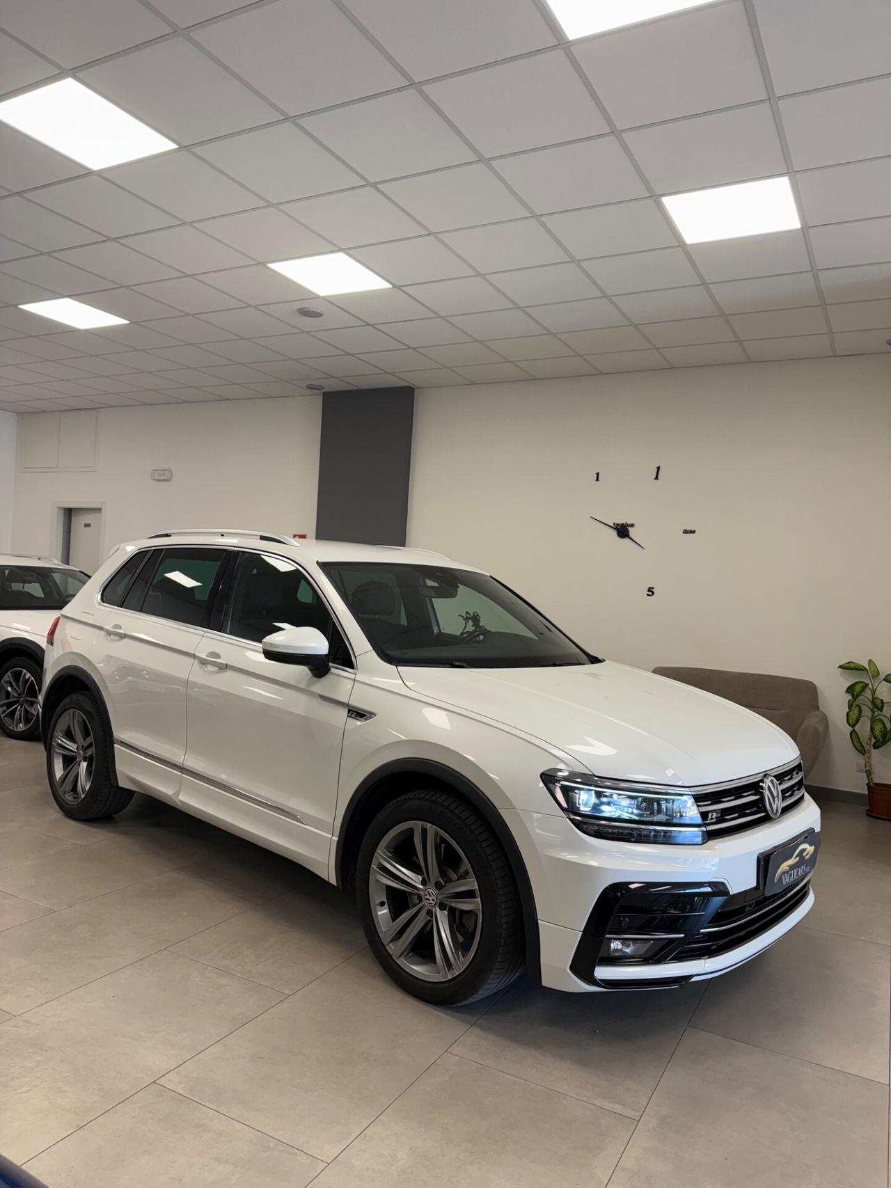 Volkswagen Tiguan 2.0 BiTDI SCR DSG 4MOTION Advanced R-Line BMT