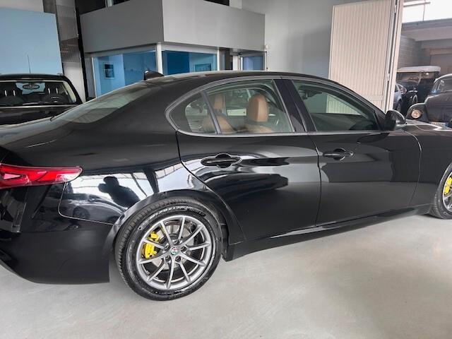 Alfa Romeo Giulia 2.2 Turbodiesel 180 CV Super