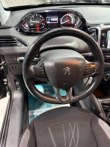 Peugeot 208 Neopatentati Navigatore Manuale