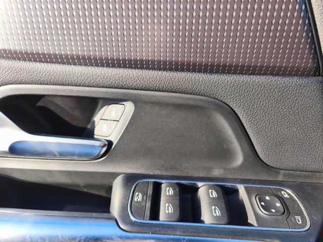 MERCEDES-BENZ GLA 180 Automatic Sport Plus
