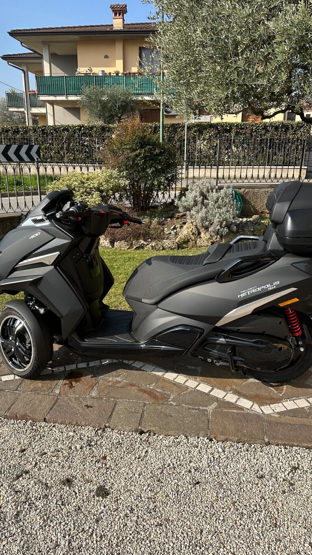 Peugeot Metropolis SW 400 5+ Pronta consegna