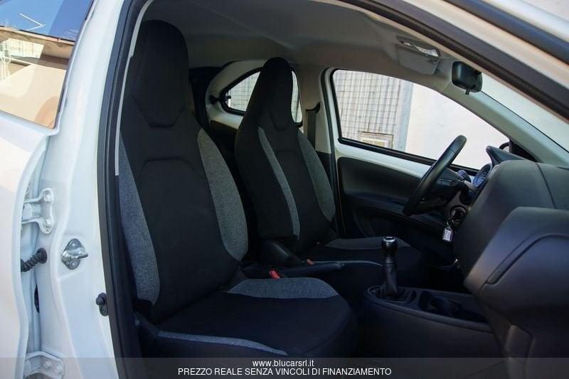 Toyota Aygo X Aygo X 1.0 VVT-i 72 CV 5 porte Active