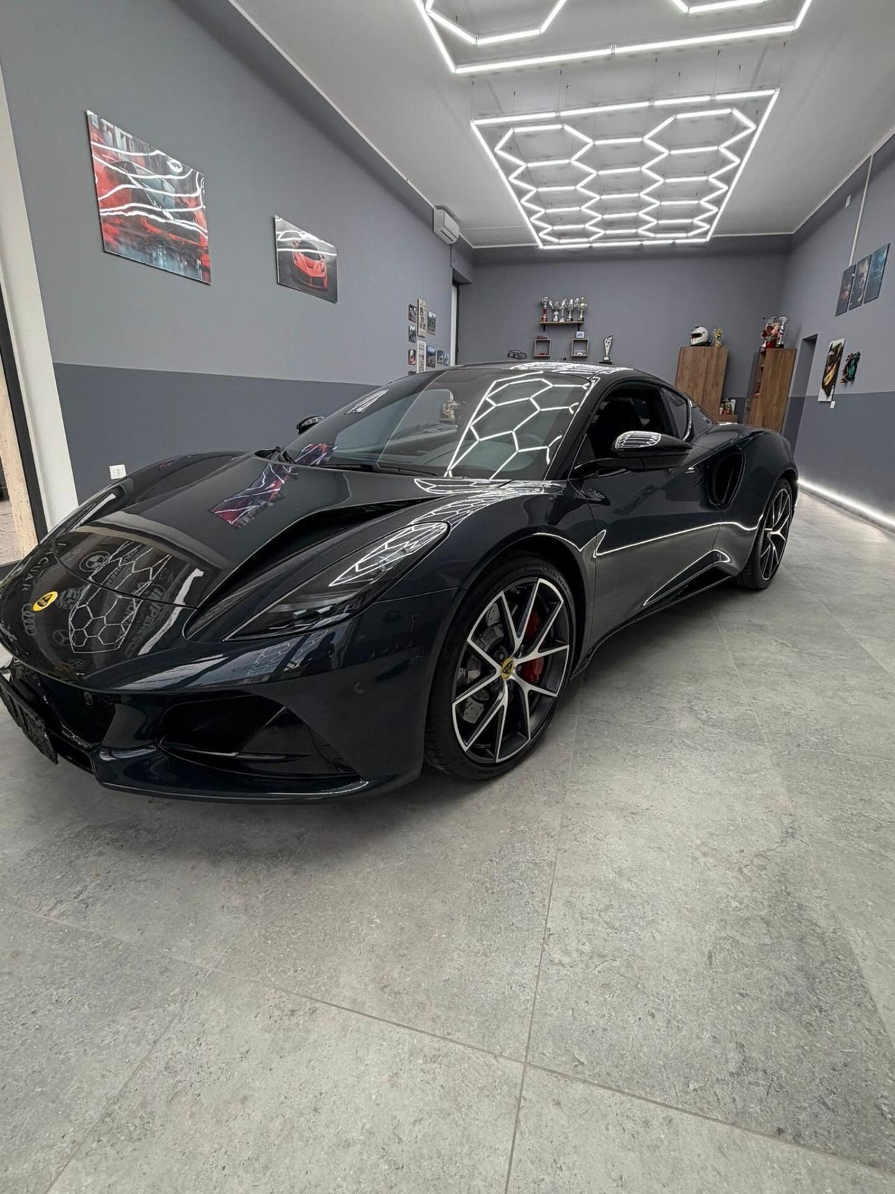 Lotus Emira Turbo DCT