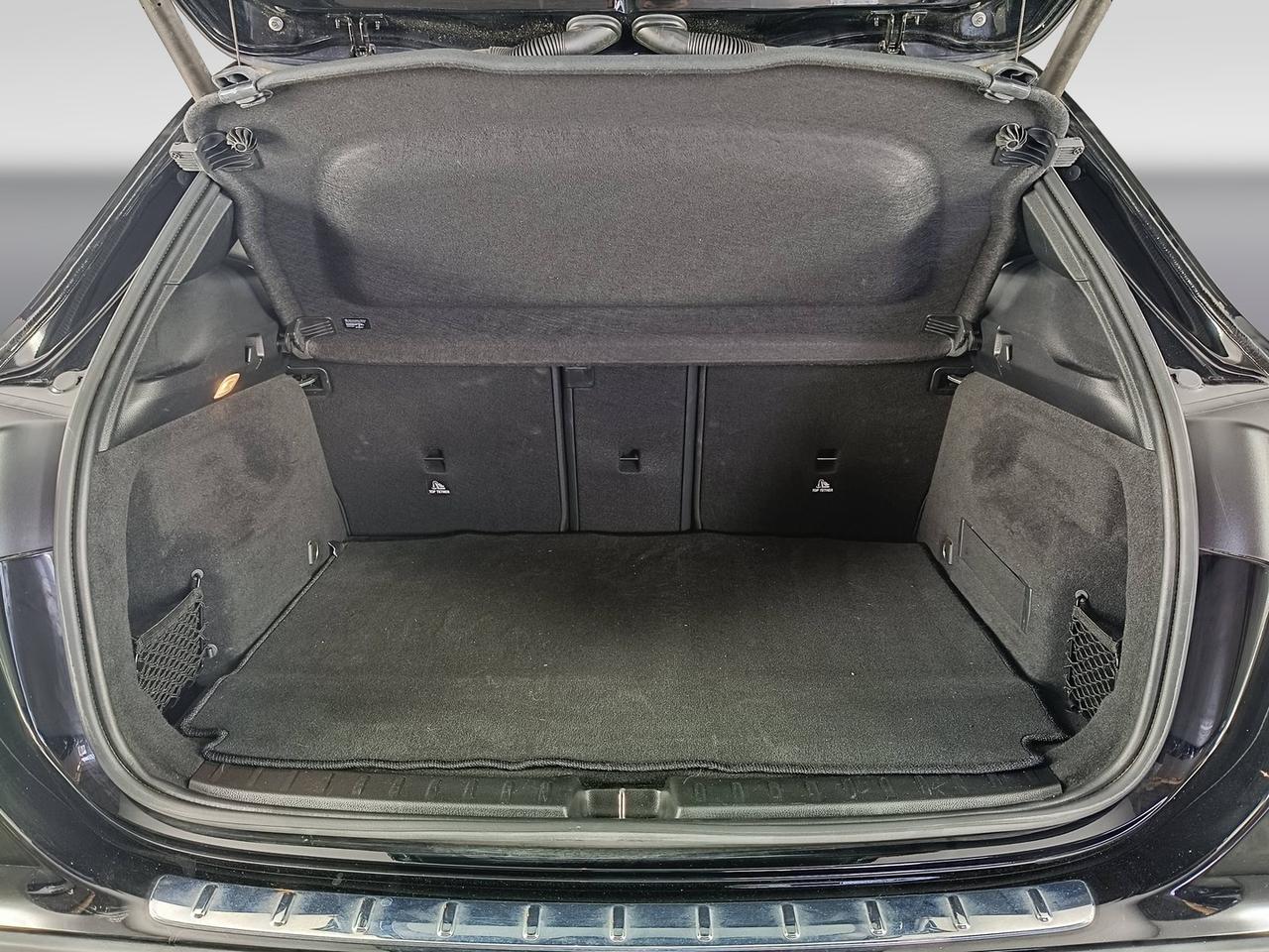Mercedes-Benz GLA-H247 2020 - GLA 180 d Premium auto