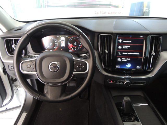 VOLVO XC60 B4 (d) AWD Geartronic Business Plus
