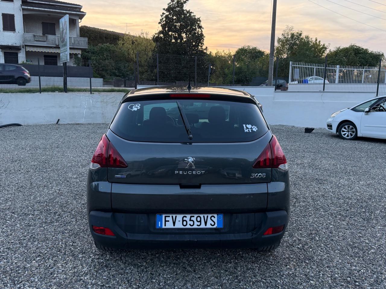 Peugeot 3008 BlueHDi 120 S&S Business