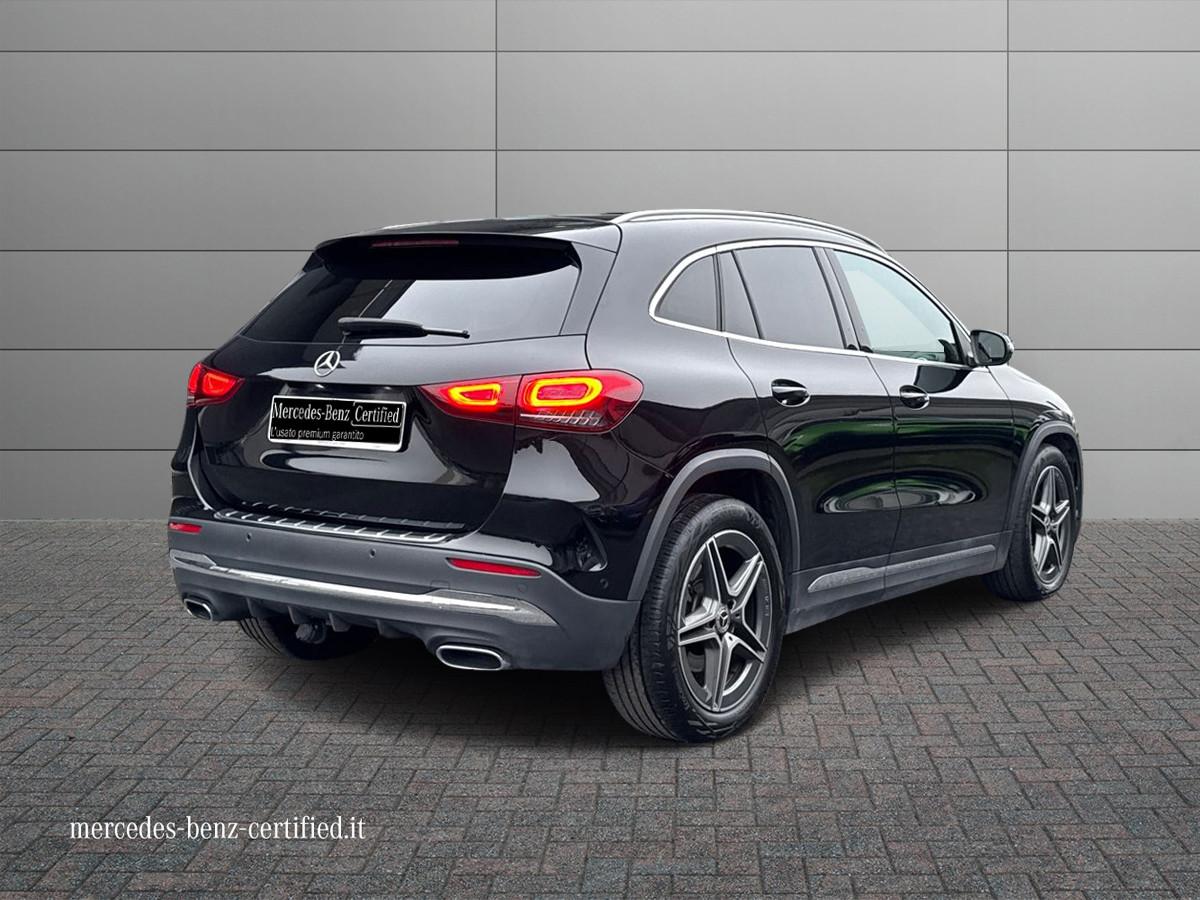 Mercedes-Benz GLA 220 d Premium 4matic auto