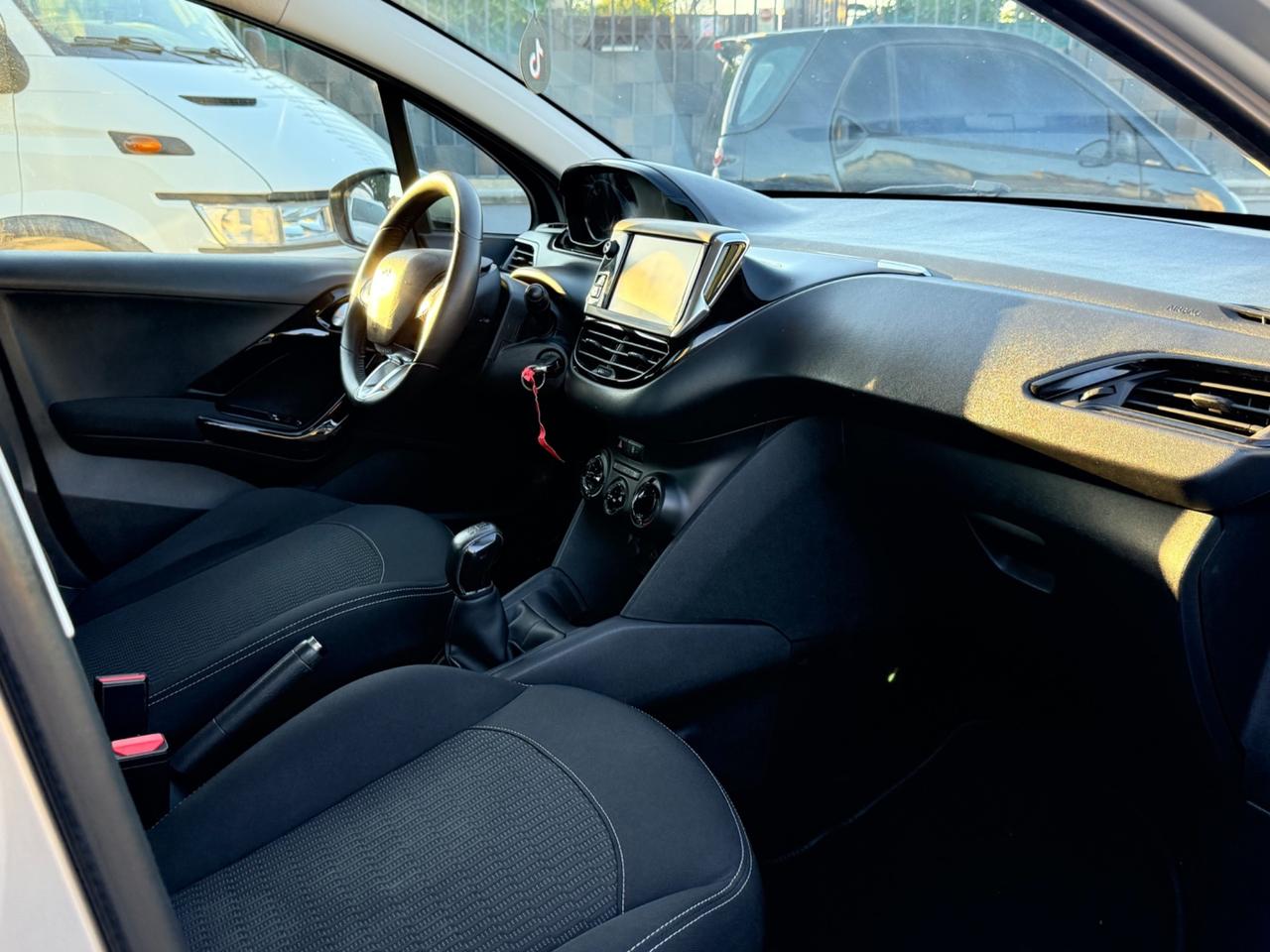 Peugeot 208 PureTech 82 Stop&Start 5 porte Allure