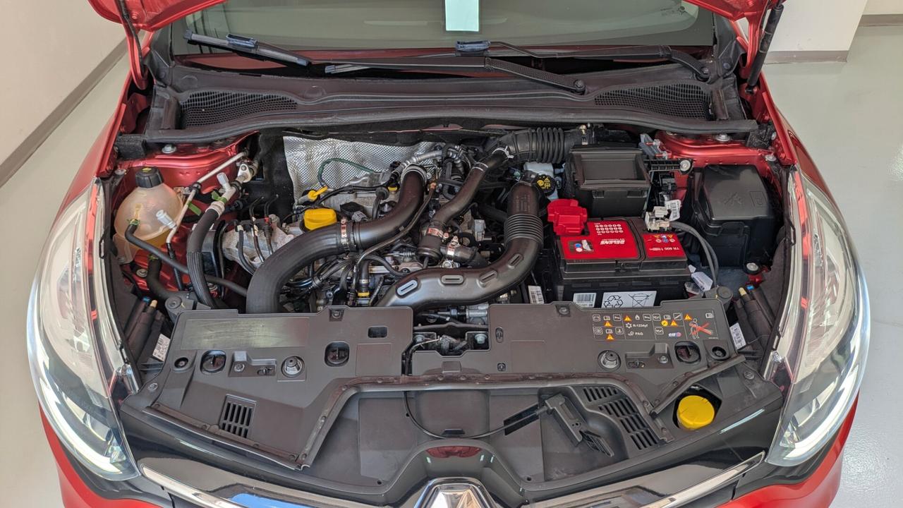 Renault Clio TCe 12V 90 CV 5 porte Moschino Life