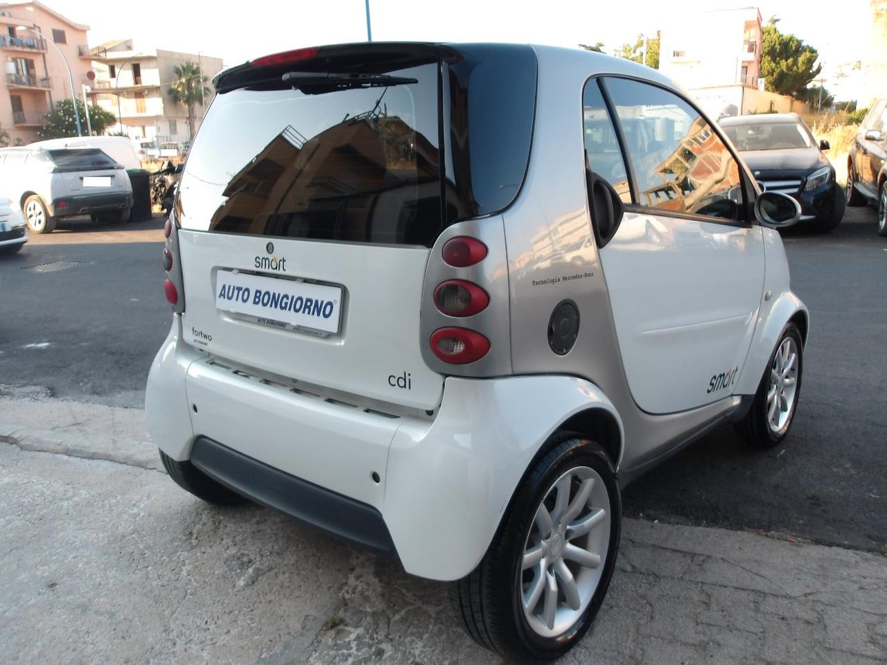 Smart fortwo coupe Fortwo 0.8 cdi Smart&Passion