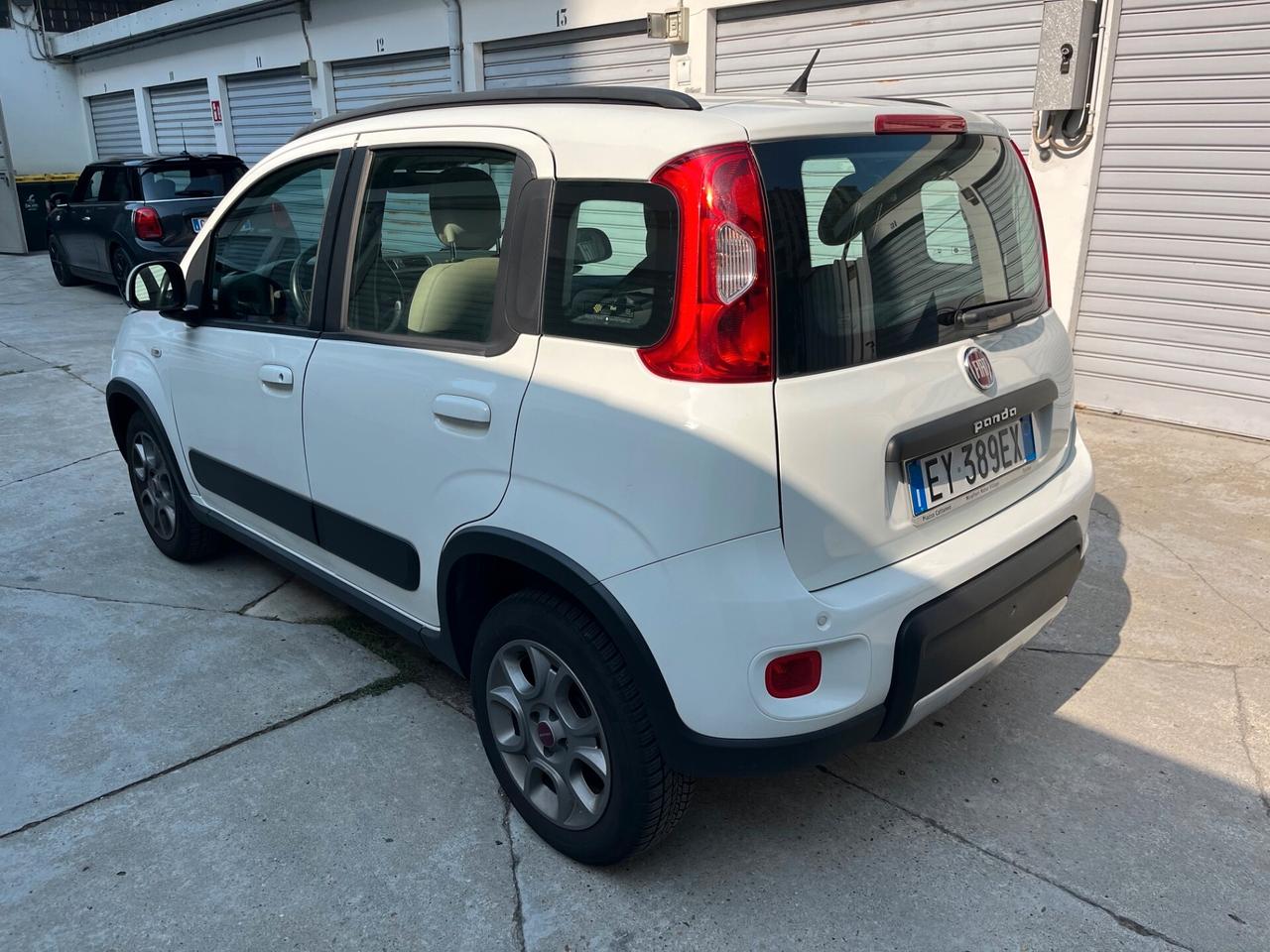 Fiat Panda 0.9 TwinAir Turbo Natural Power Trekking