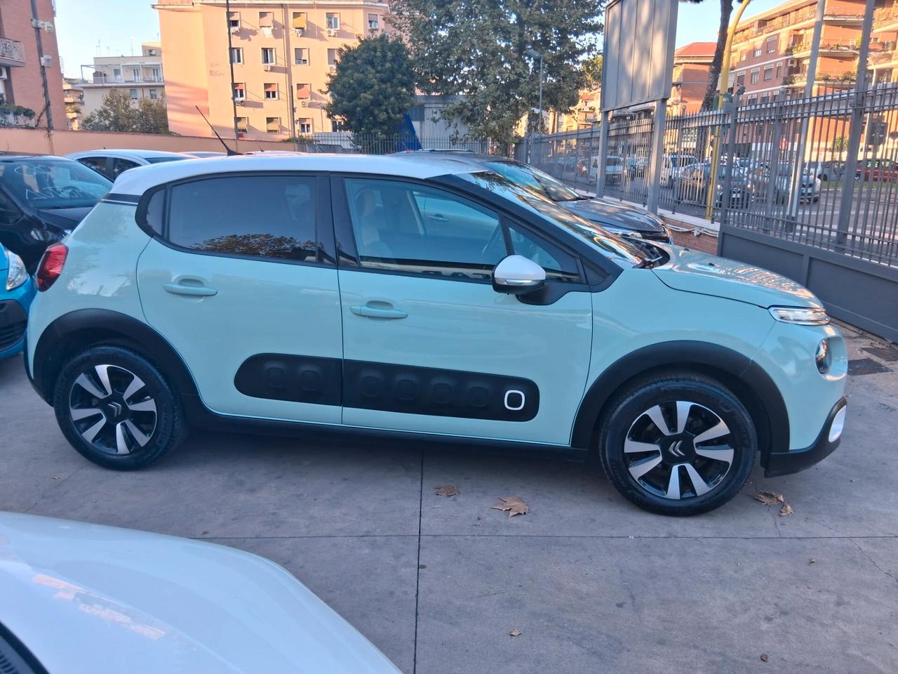 Citroen C3 PureTech 110 S&S Shine Pack