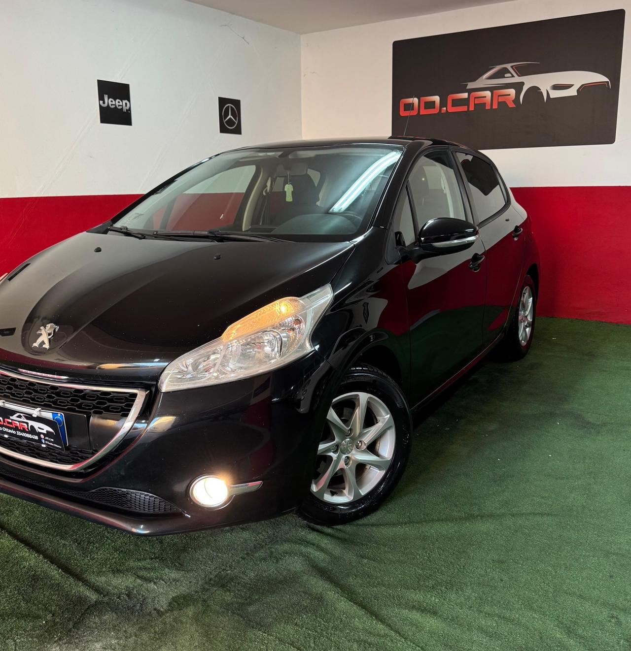 Peugeot 208 1.4 HDi 68 CV 5 porte Access